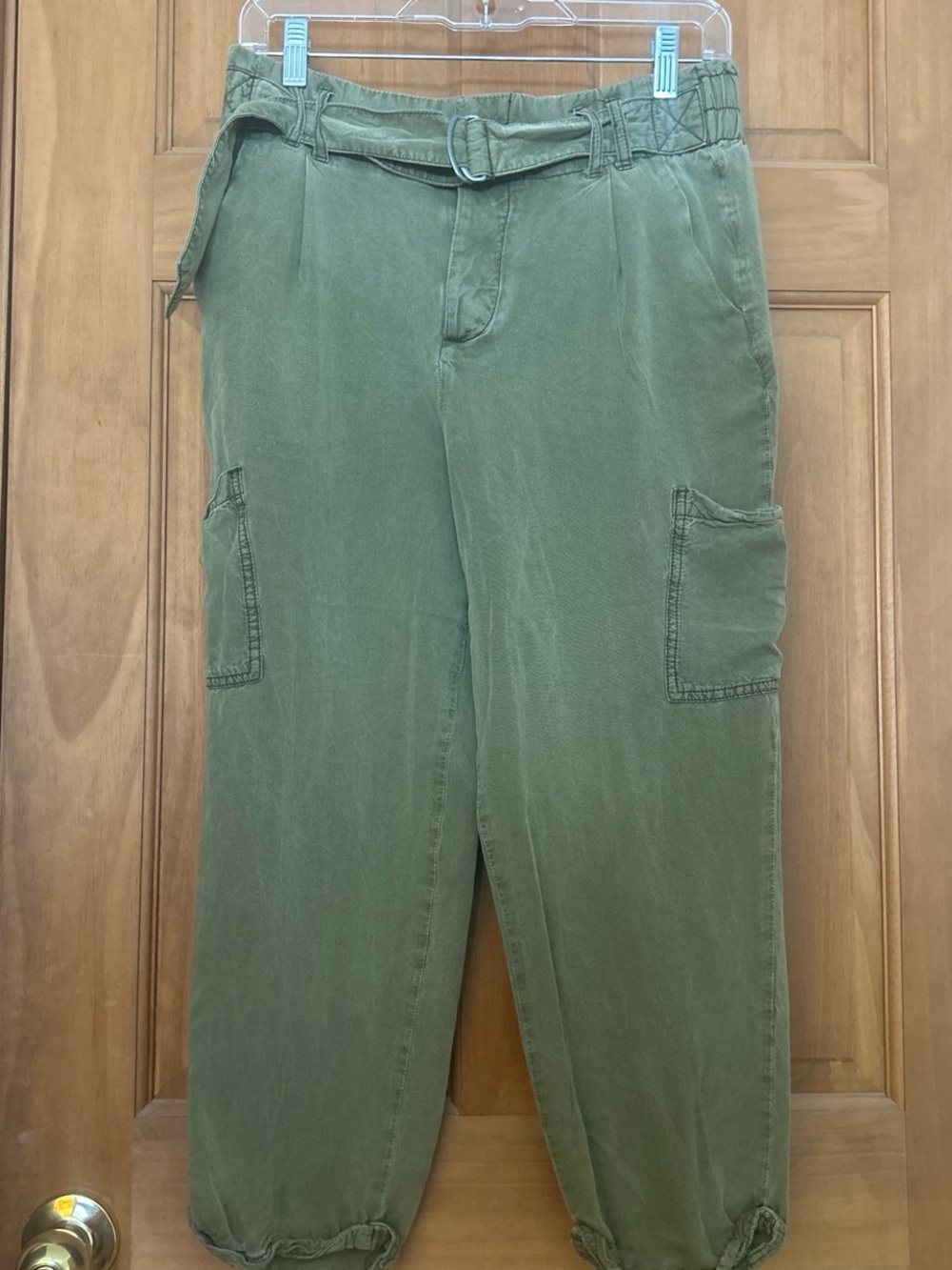 NEW Green Cargo Cropped Pants